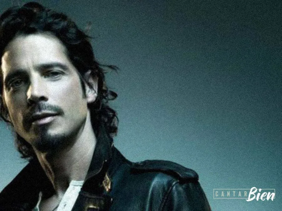 Chris Cornell cantando en vivo