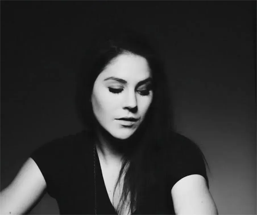 Charlotte Eriksson, cantautora sueca